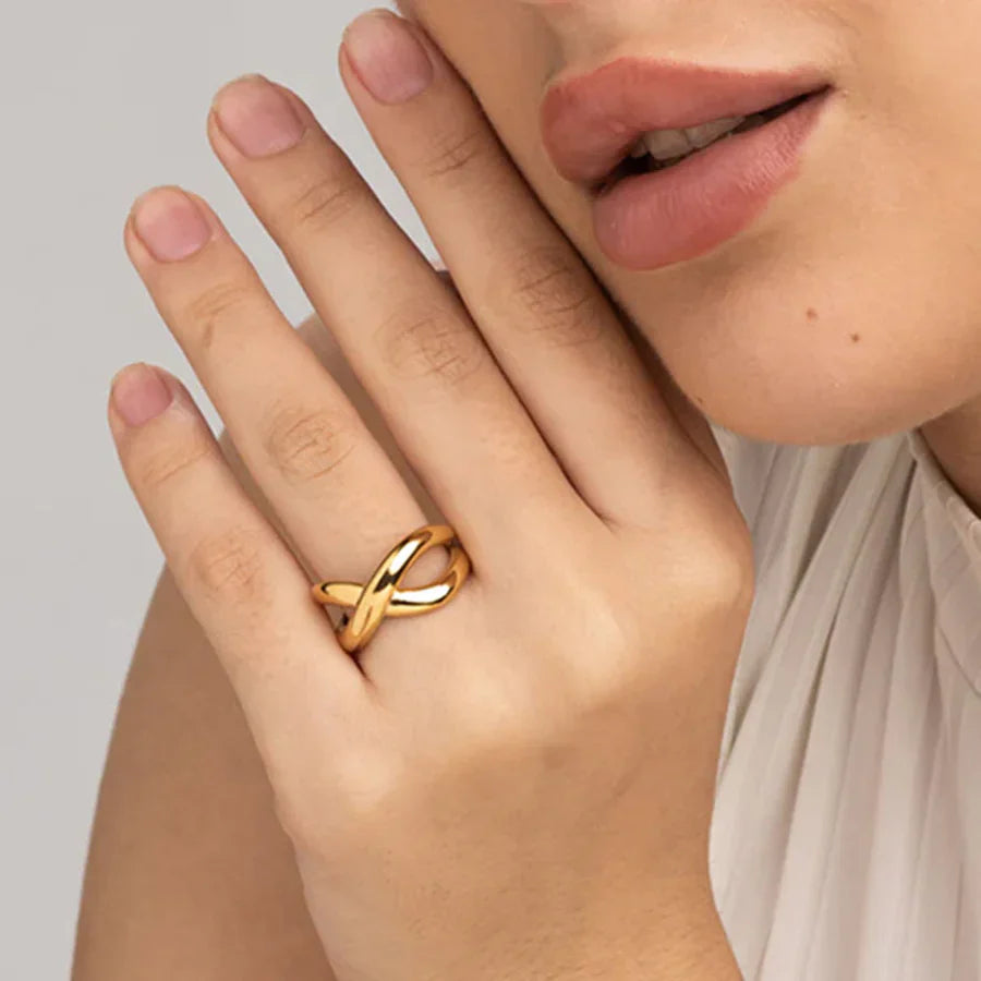 Chunky X Ring