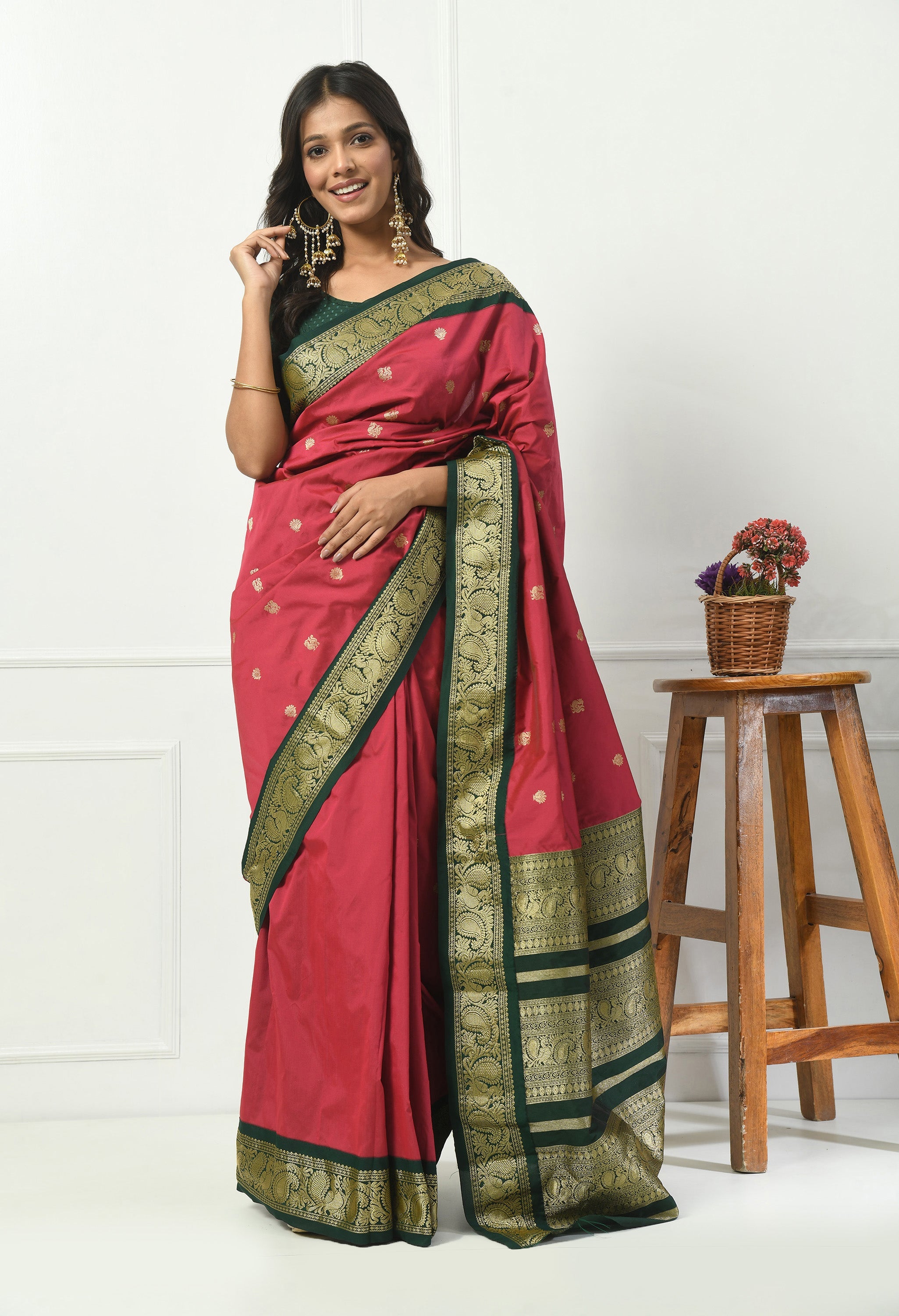 Royal Maroon Bangalore Kadiyal Saree with Black Gold Zari Border