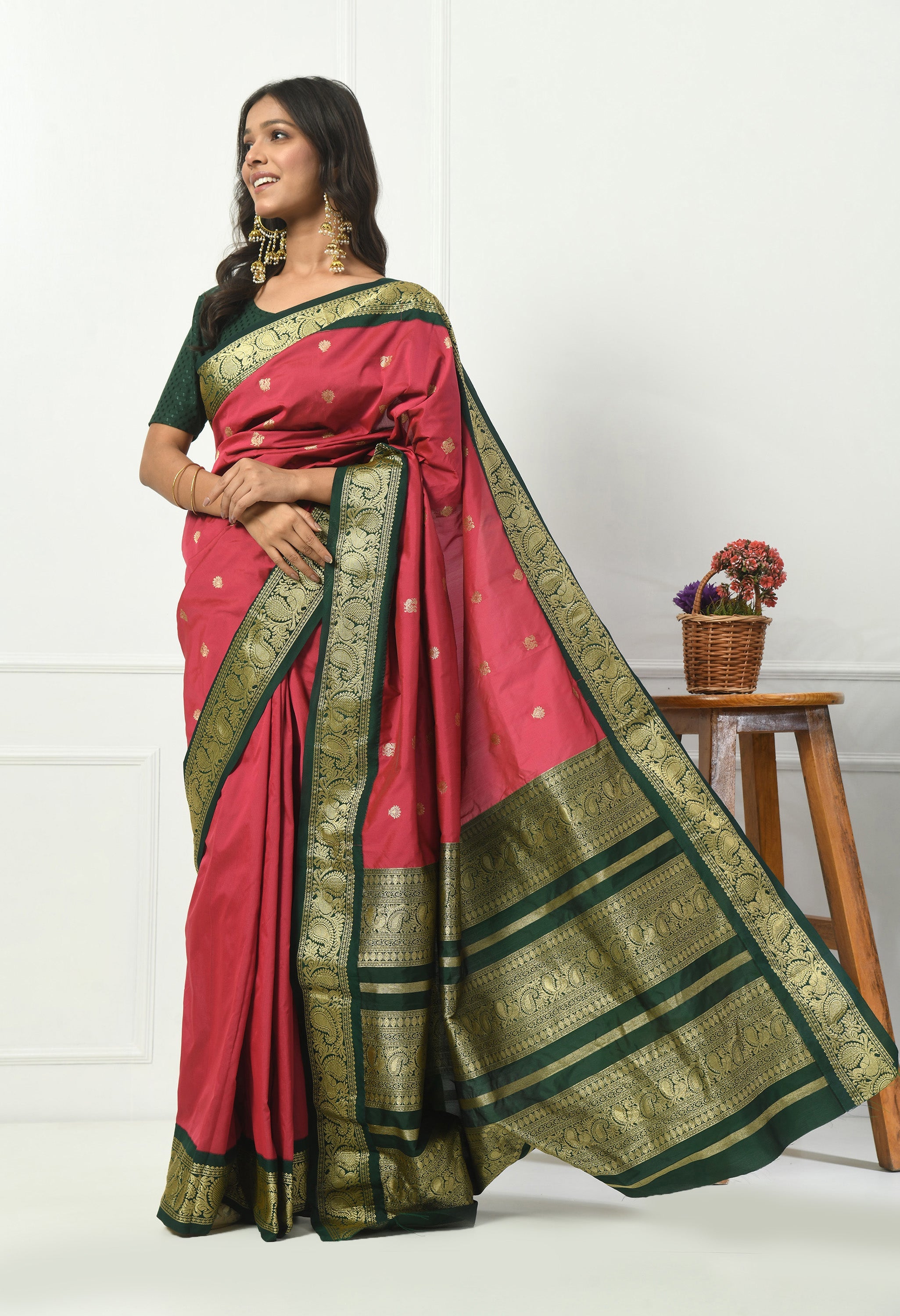 Royal Maroon Bangalore Kadiyal Saree with Black Gold Zari Border