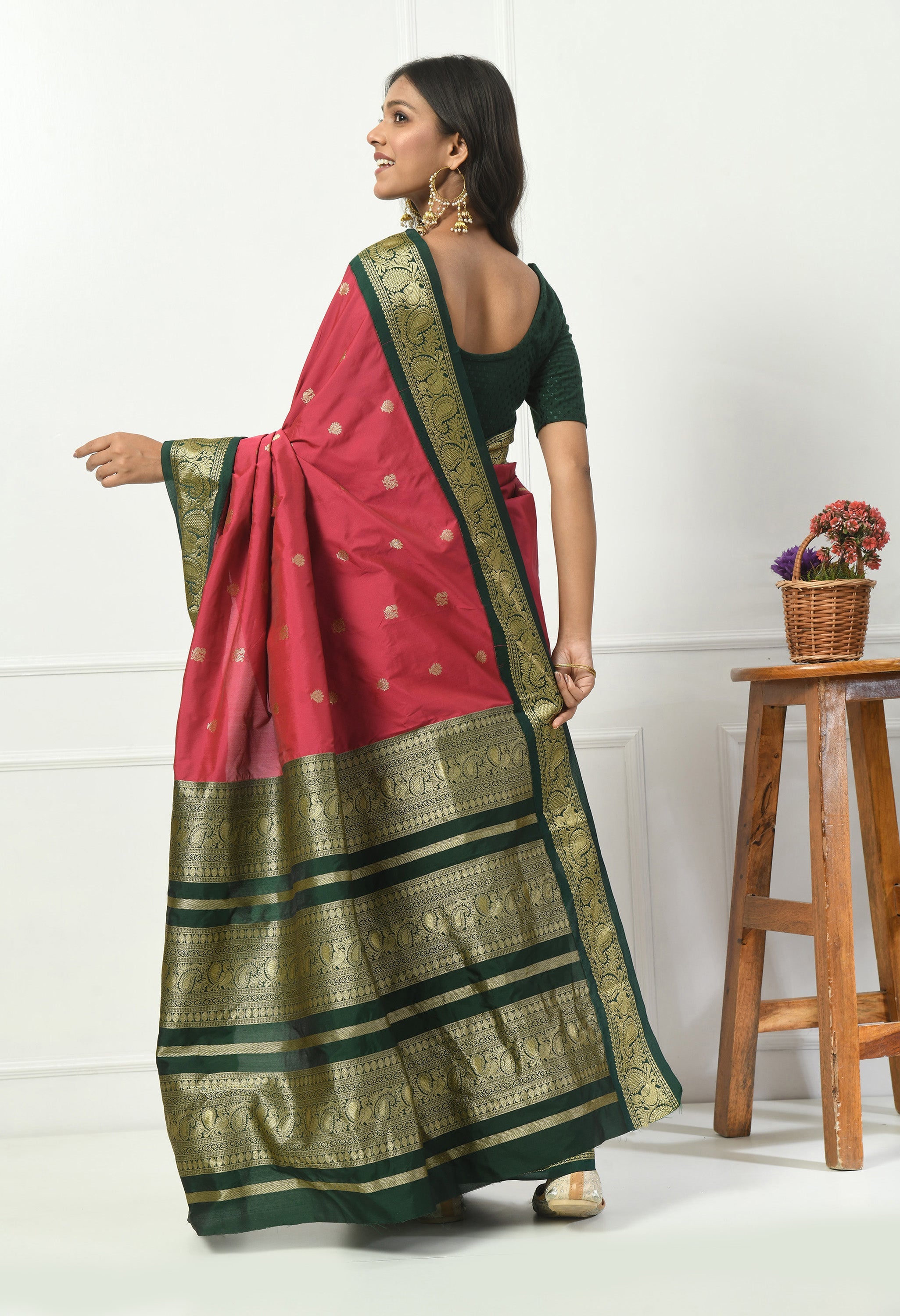Royal Maroon Bangalore Kadiyal Saree with Black Gold Zari Border